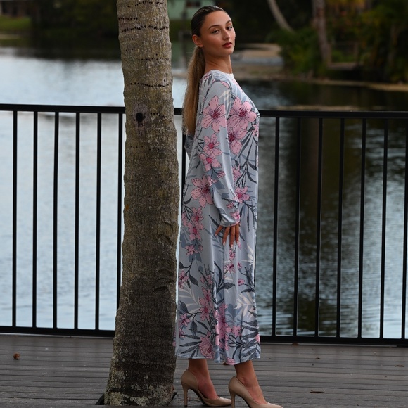 DEVORAH'S SECRET Modest Midi Dress Floral Light Blue &Pink / Regular& Plus sizes - Picture 3 of 5